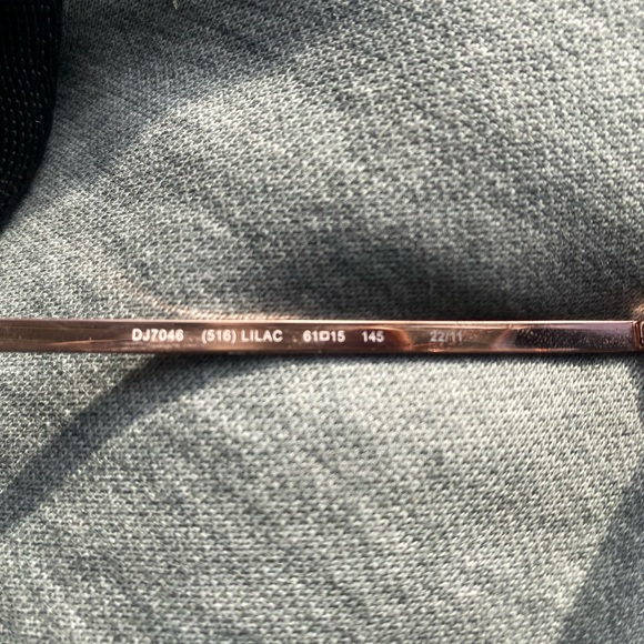 Designer shades. - Picture 3 of 10